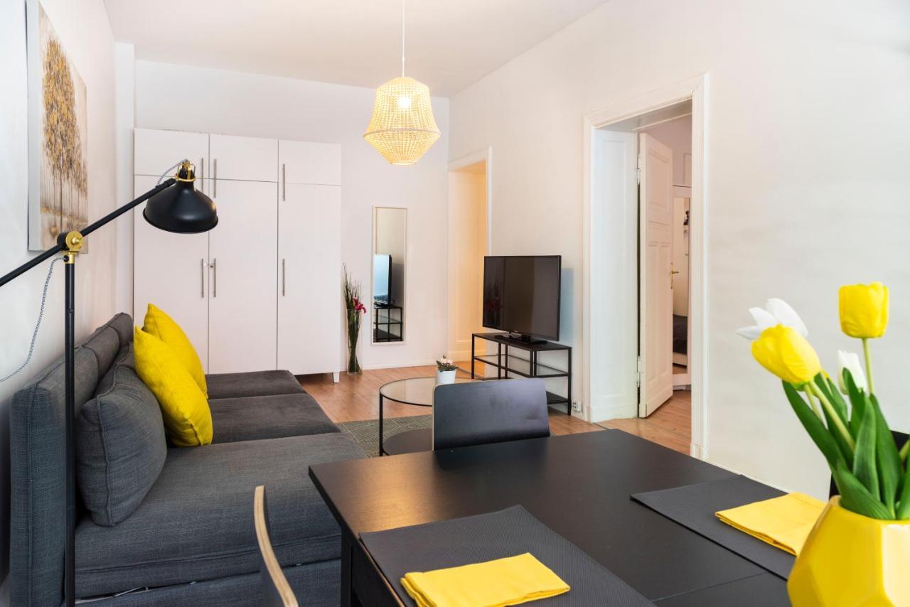 Ferienwohnung Freshly Renovated 2Br&Lr+Walk-In Rainshower Berlin Exterior foto