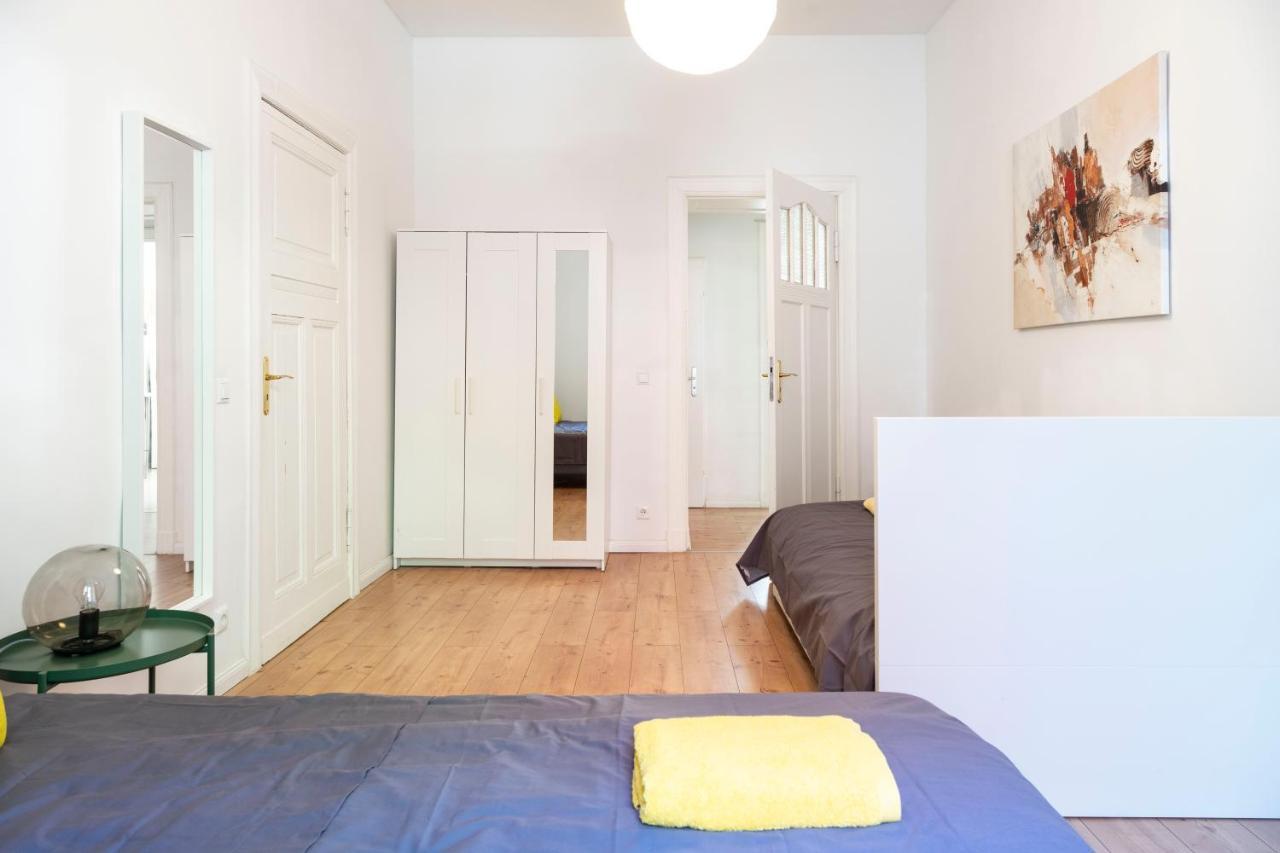 Ferienwohnung Freshly Renovated 2Br&Lr+Walk-In Rainshower Berlin Exterior foto